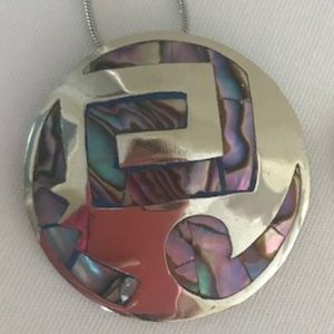 Round Abalone Pendant/Brooch